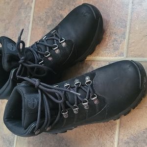 Men Timberland waterproof hiking boots black 10